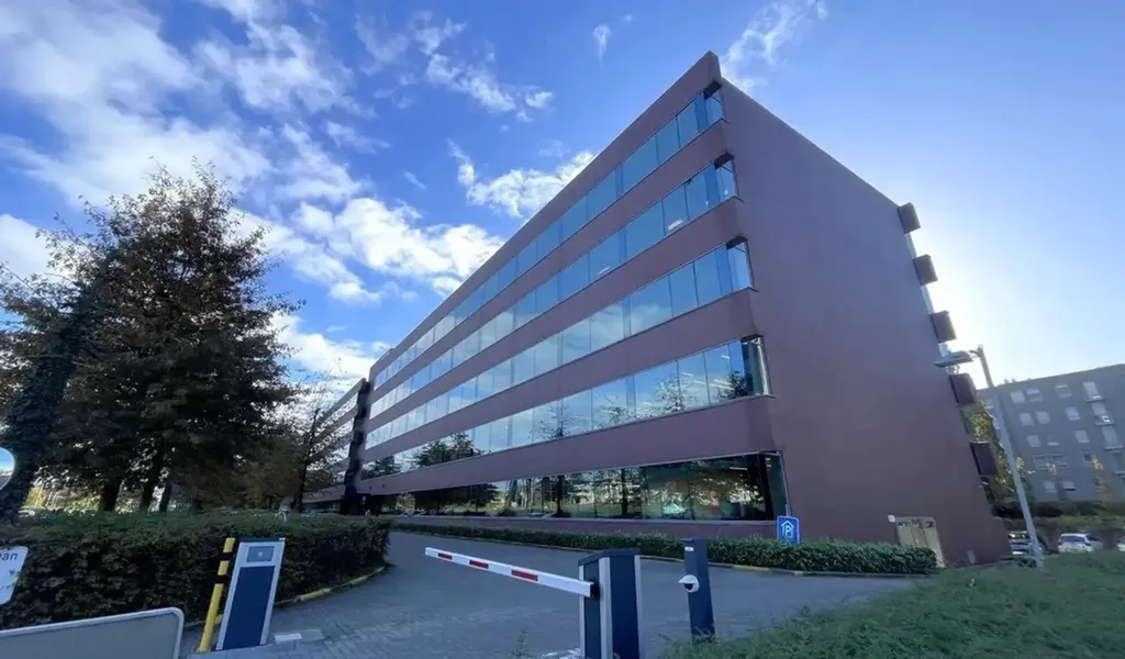 Välivaade - Office Space in The Sage, Berchem