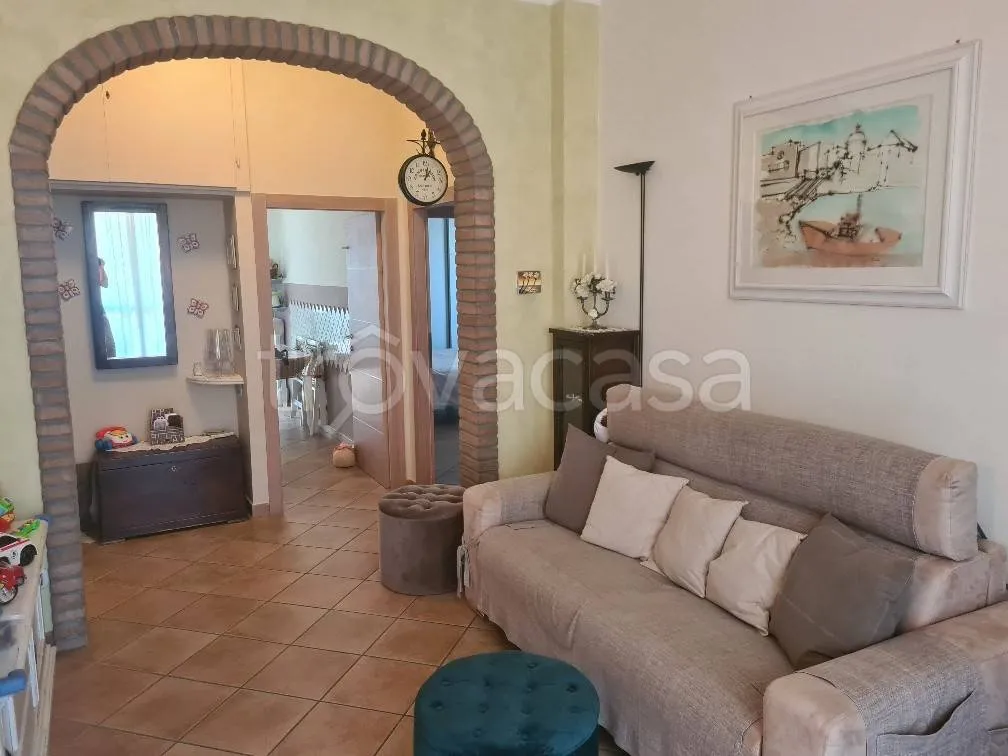 Living Room - Rustic Apartment with Balcony near Ravenna Coast