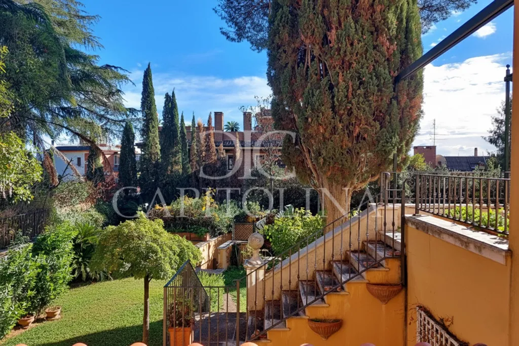 Giardino - Luxury Villa with Private Garden in Rome