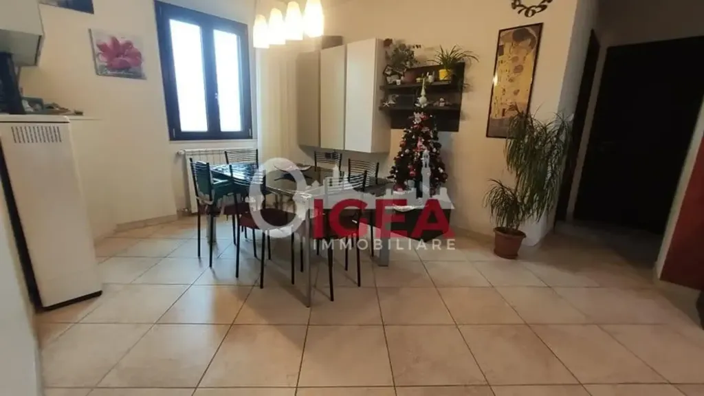 Appartement 5 pièces à IT
