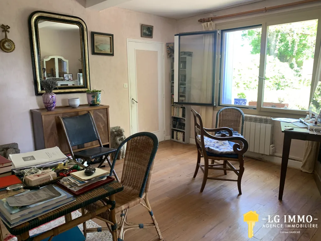 Salle à manger - Propriété Charentaise avec Vue sur l'Estuaire à Arces