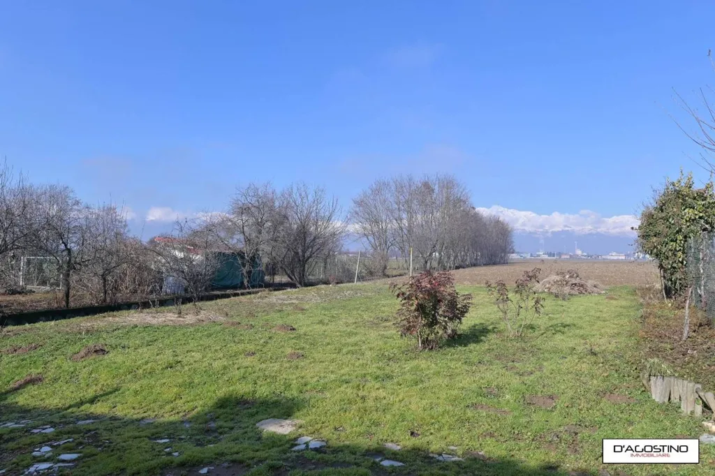 Aed - Terraced House with Garden in Rivarolo Canavese