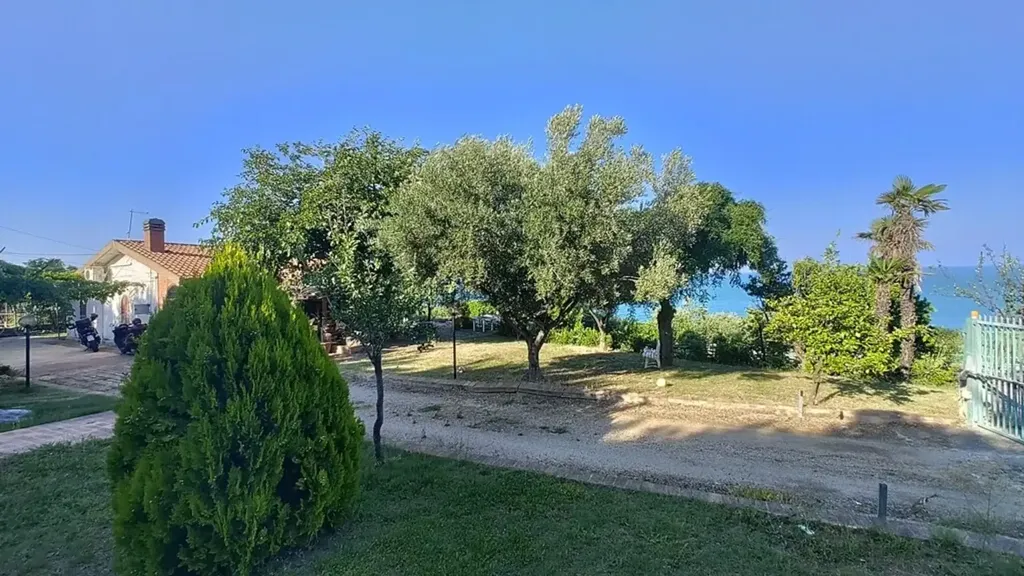 Aed - Bifamiliar Villa with Sea View in Vasto
