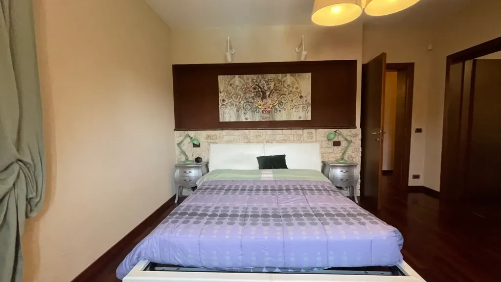 Maison 9 pièces à IT