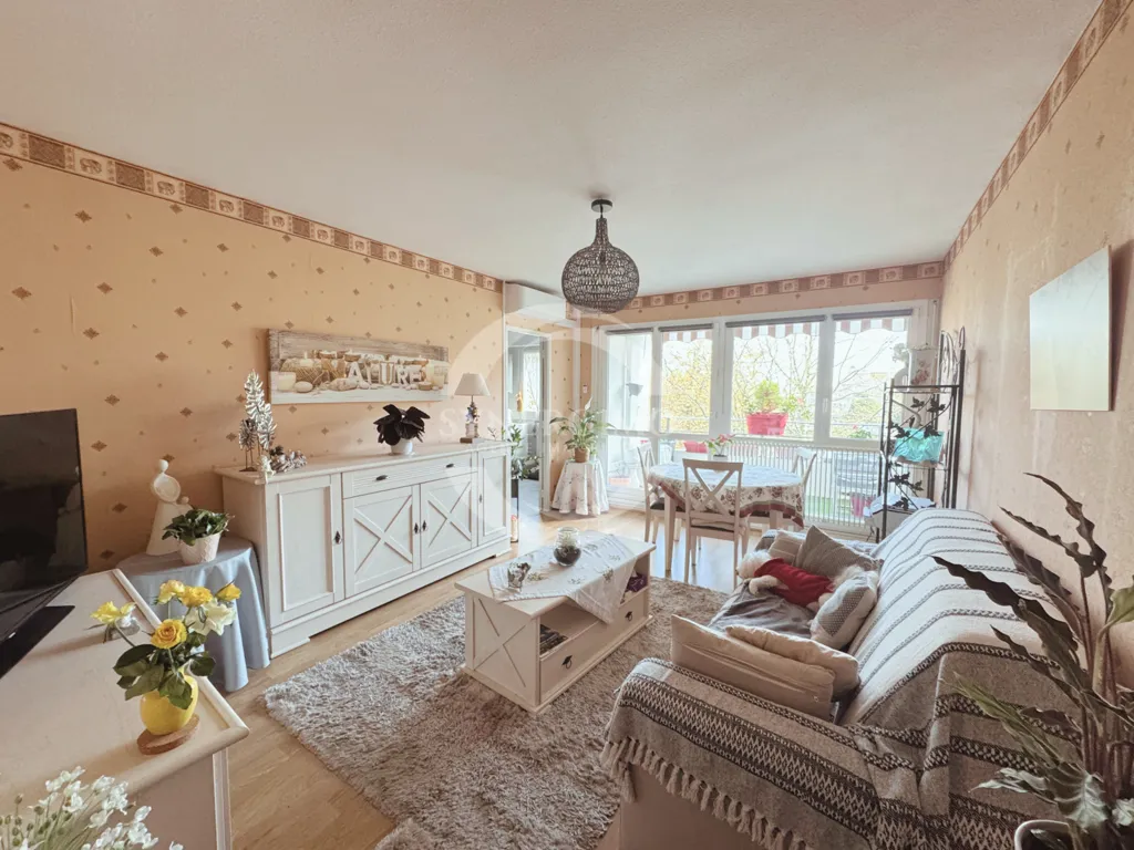 Elutuba - T3 Apartment with Balcony in Mérignac Arlac