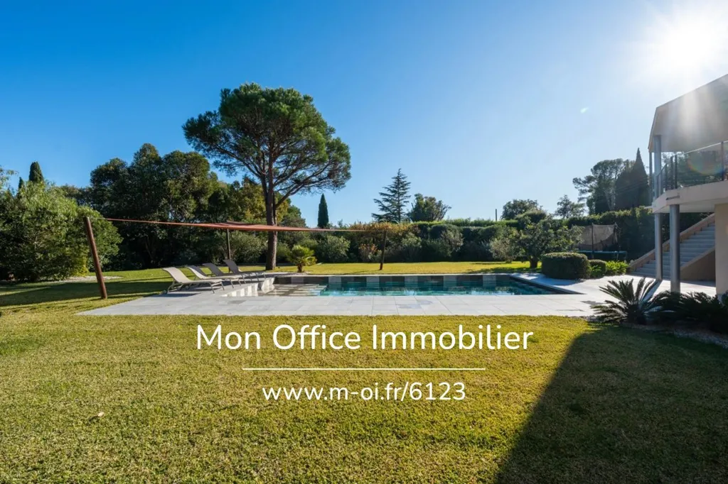 Giardino - Architectural House with Sea View in Grimaud