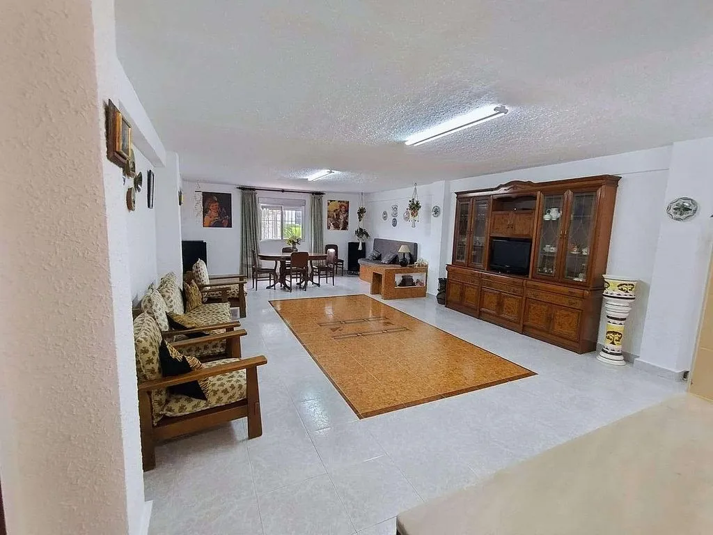 Séjour - Chalet with Pool and Terrace in Turís