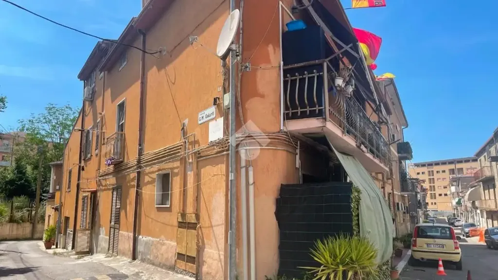 Extérieur - Apartment with Balcony in Benevento