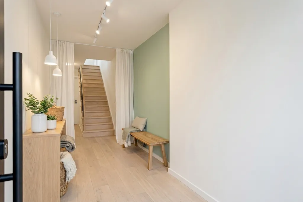 Entrée - Appartement avec Jardin au Rez-de-Chaussée à Gooreind
