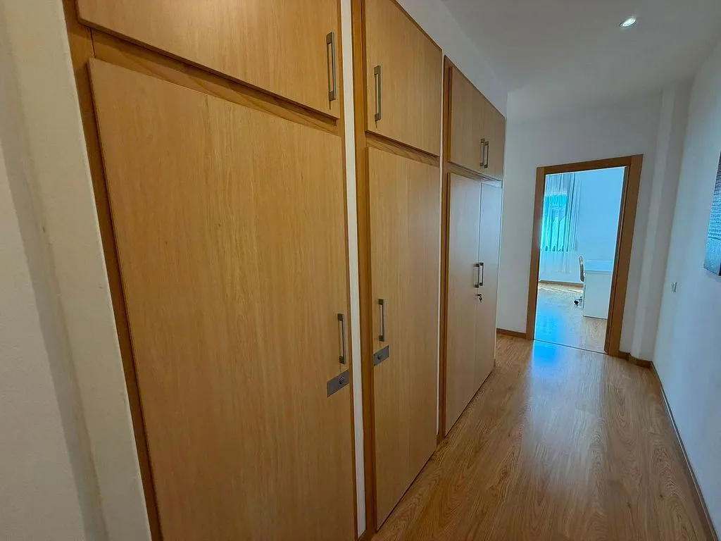 Rooms - Apartment with Balcony in Eixample