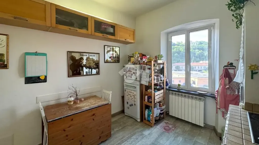 Cuisine - Apartment with Garden in Genoa
