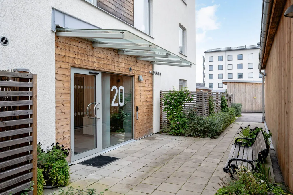 Ingresso - Three-Bedroom Apartment with Balcony in Nyköping