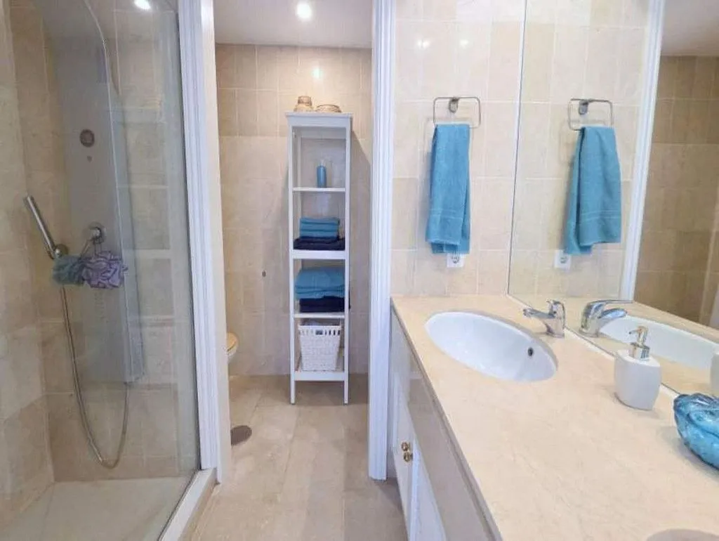 Salles de bain - Duplex with Pool and Terrace in Manilva