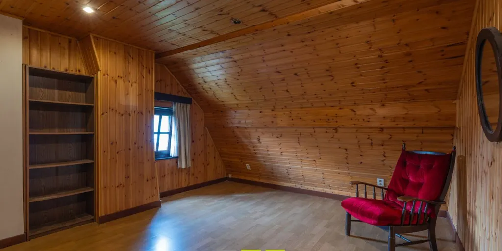 Pièces - Maison à Renover avec Jardin à Maasmechelen