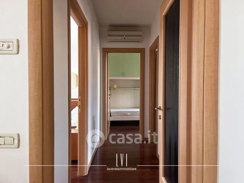 Esik - Apartment with Terraces in Ca' Savio Centre
