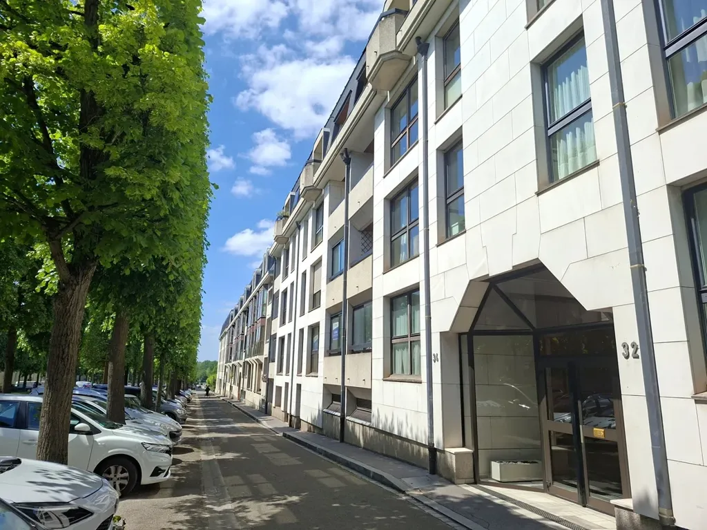 Extérieur - Appartement Traversant avec Balcon au Chesnay
