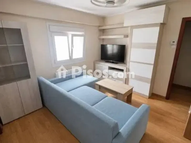 Elutuba - Fully Renovated Flat with Balcony in Las Fuentes