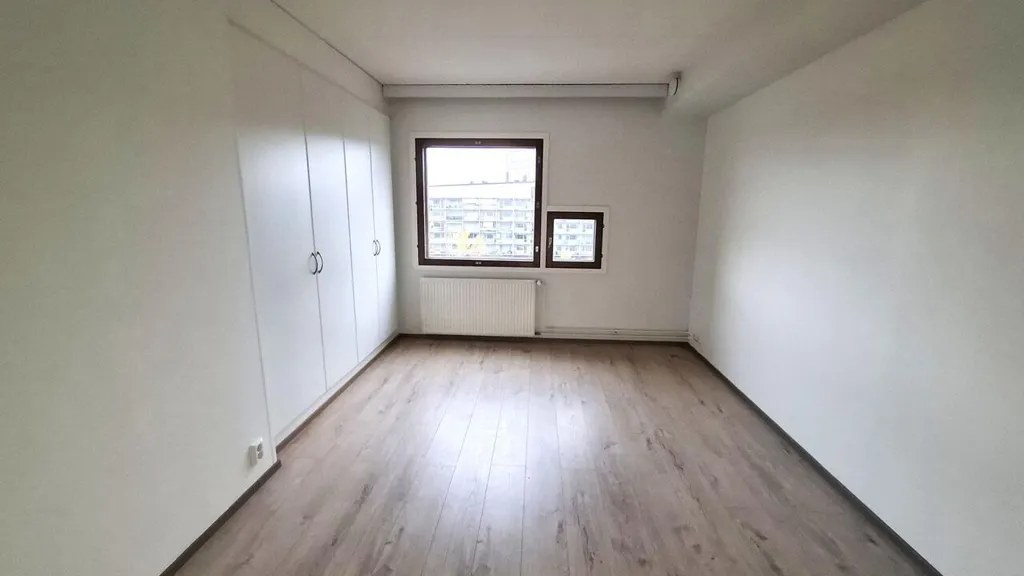 Apartment with Balcony and Sauna in Vuosaari