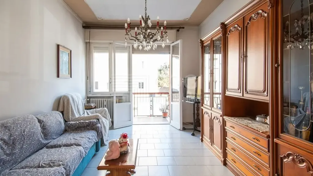 Séjour - Apartment with Balcony near Imola Centre