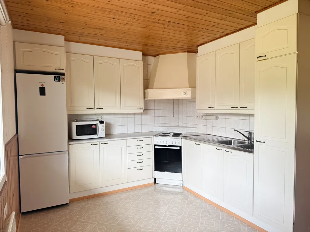 Cuisine - Detached House with Garden in Rauma