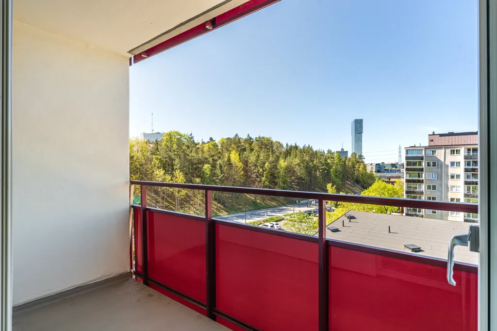 Balcone - Apartment with Balcony in Helenelund