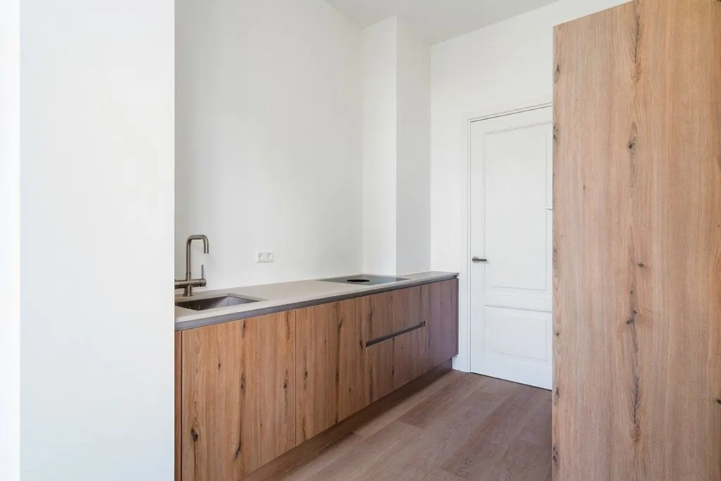 Cuisine - Renovated Apartment with Garden in The Hague