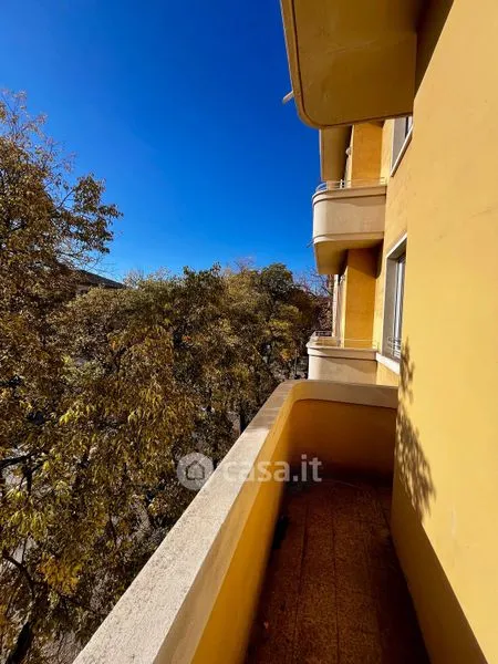 Balcony - Apartment with Balcony in Modena