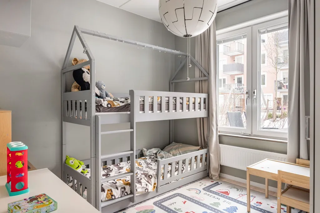 Chambres - Appartement 4 pièces à Täby