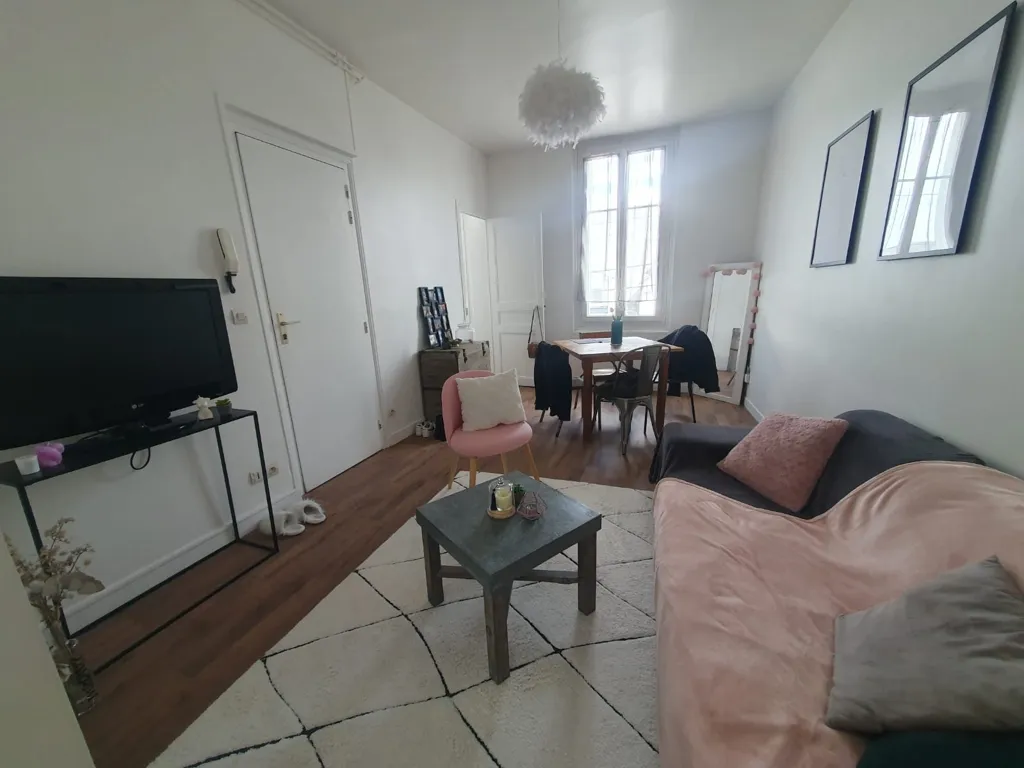 Elutuba - Charming 2-Bed Apartment in Tours