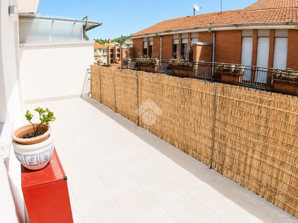 Balcon - Attico with Terrace in Bra Centre