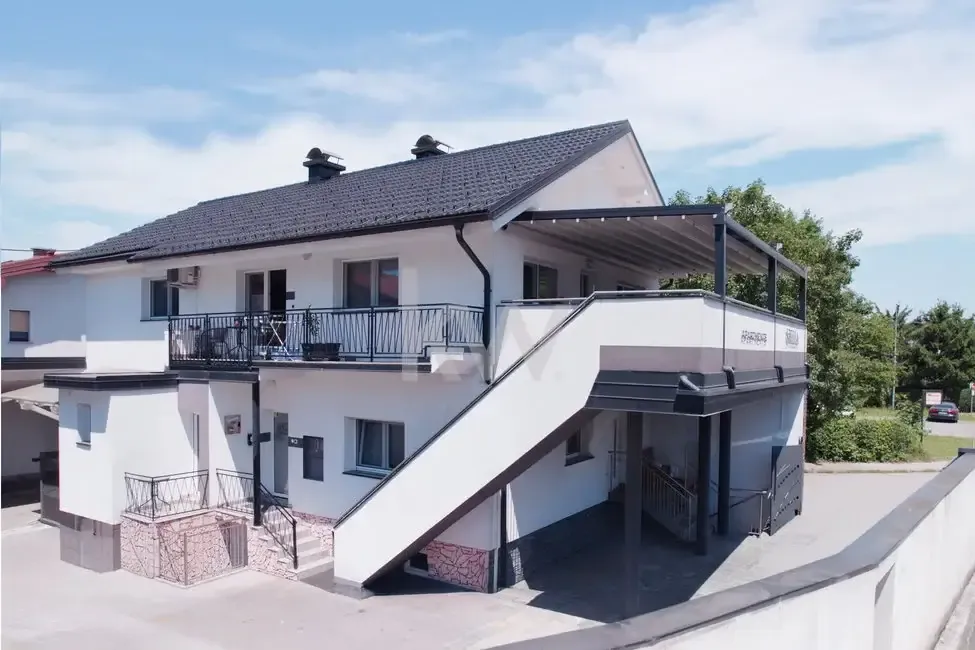 Esterno - Renovated Multi-Unit Building in Ljubljana