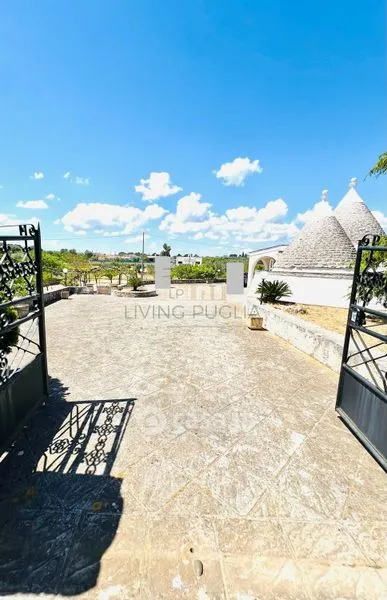 Aed - Villa with Trulli near Ostuni