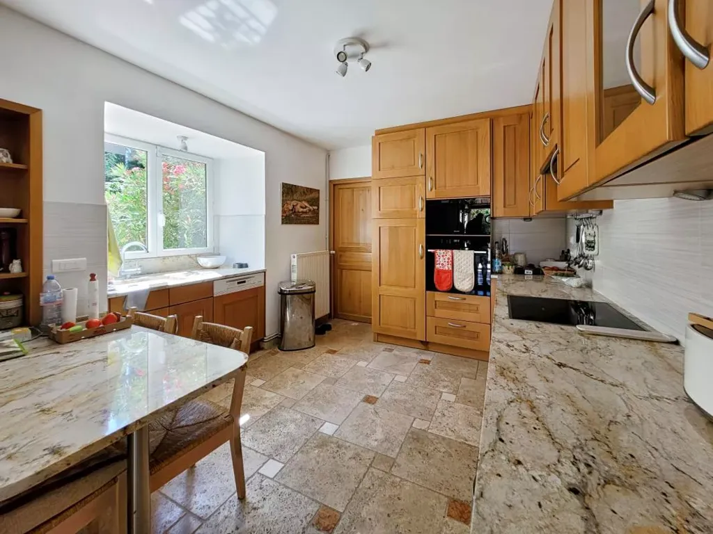 Kitchen - Renaissance House with Pool in Manosque