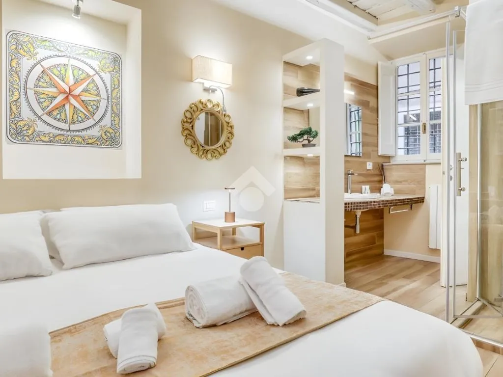 Chambres - Historic Two-Unit Apartment in Rome's Historic Centre
