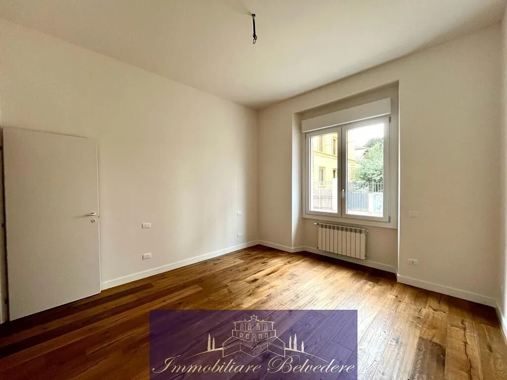 Pièces - Modernised Apartment with Private Garden in Florence