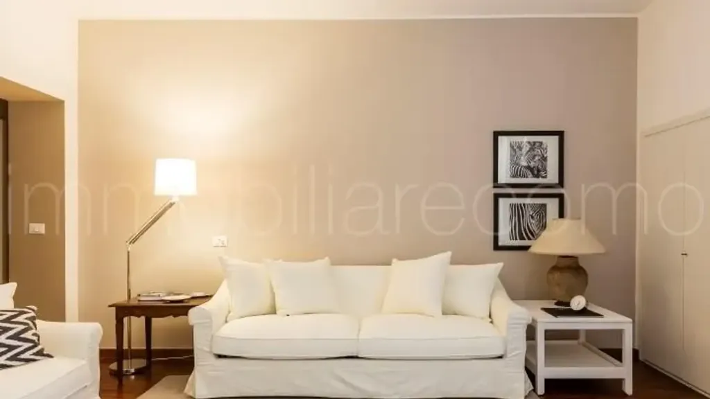 Séjour - Appartement 1 pièces à IT