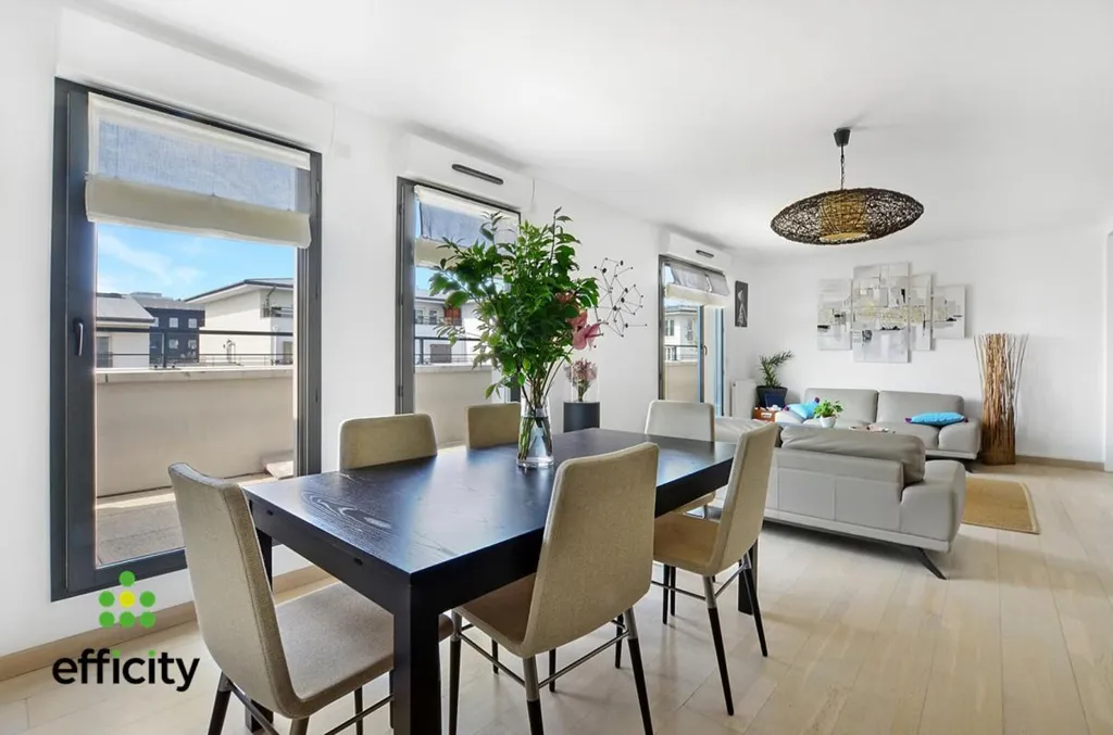 Salle à manger - Appartement Familial avec Terrasses à Ermont