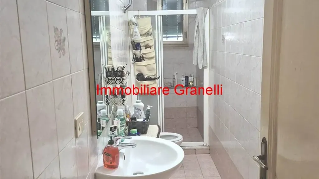 Bagni - Apartment with Balcony in Florence