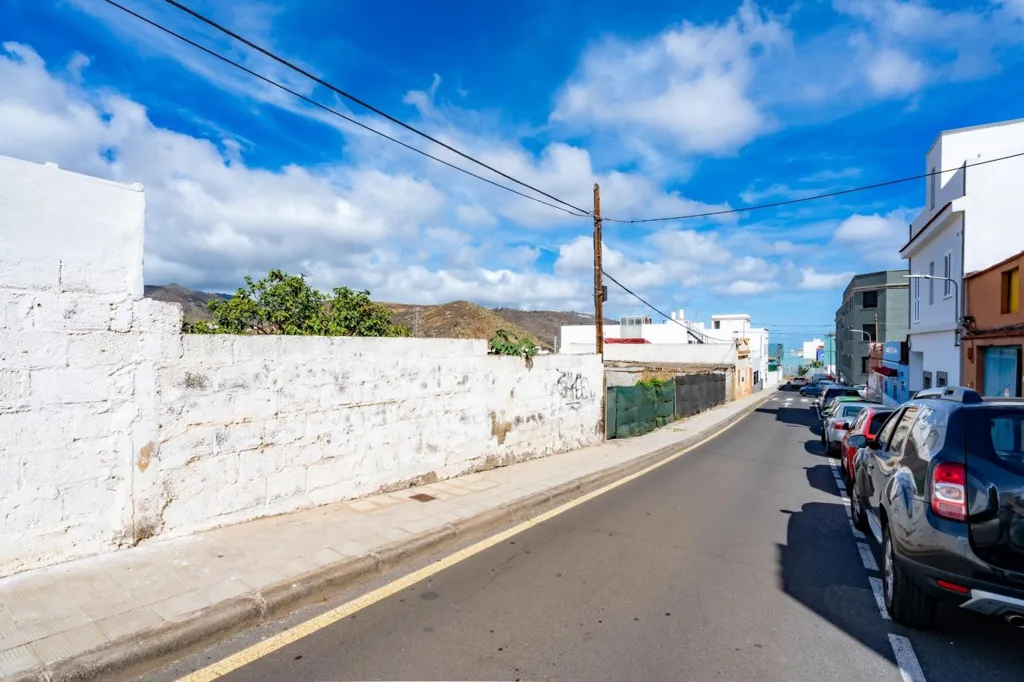 Extérieur - Urban Plot with Development Potential in La Cuesta