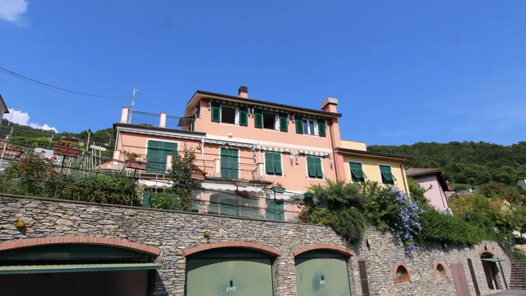 Välivaade - Attico with Panoramic View in Avegno