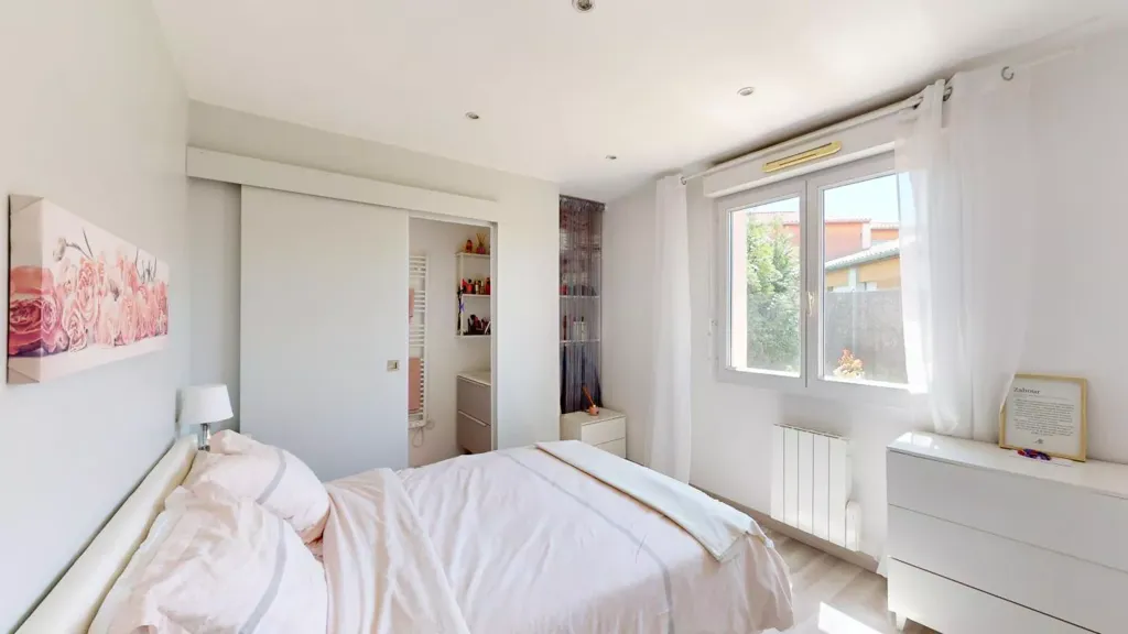 Magamistoad - Spacious House with Terrace in Launaguet