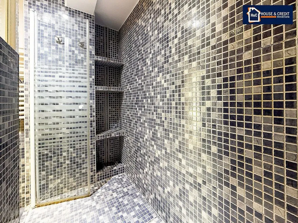 Vannitoad - 2-Bedroom Flat with A/C in Valderas