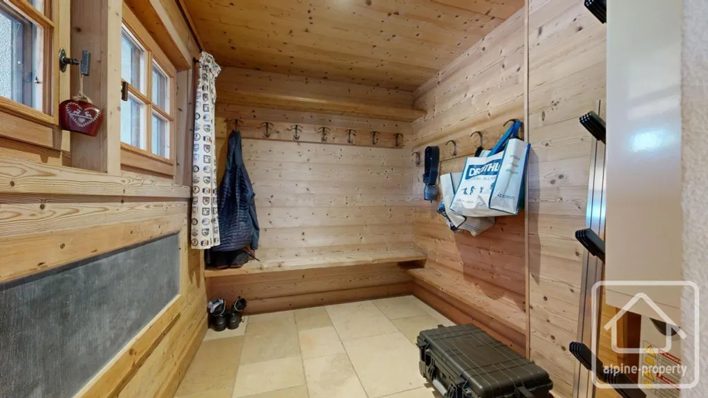 Esik - Luxury Chalet with Panoramic View in Châtel