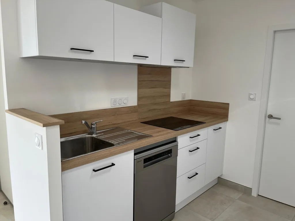 Köök - Flat with Terrace in Beaurepaire