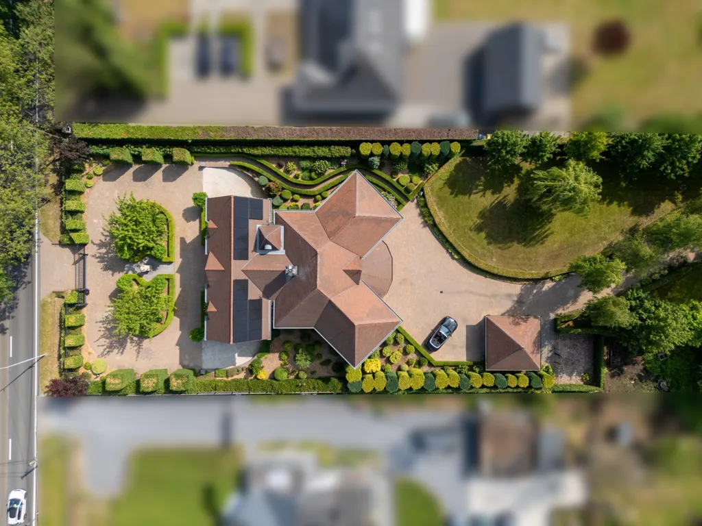 Õhuvaade - Luxury Villa with Pool in Poppel