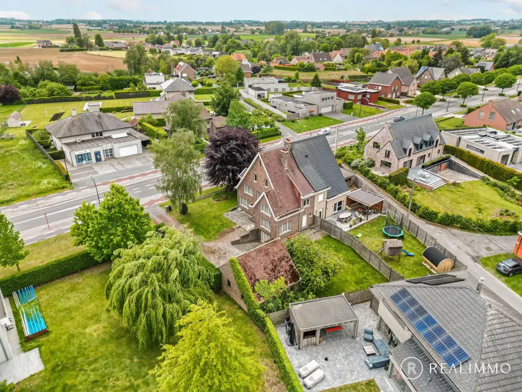 Õhuvaade - Renovatable House with Double Garage in Avelgem