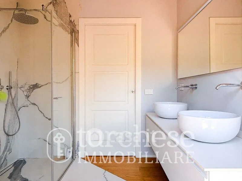 Salles de bain - Rustic Trilocale with Balcony in Sorisole