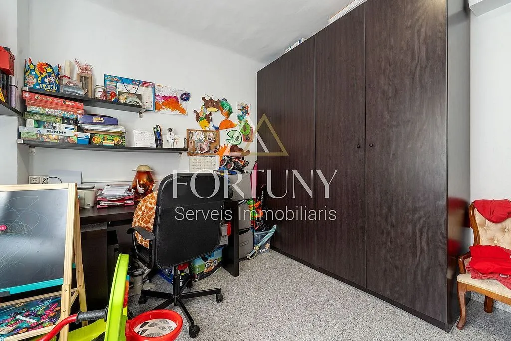 Magamistoad - Apartment with Balcony in La Granja, Tarragona