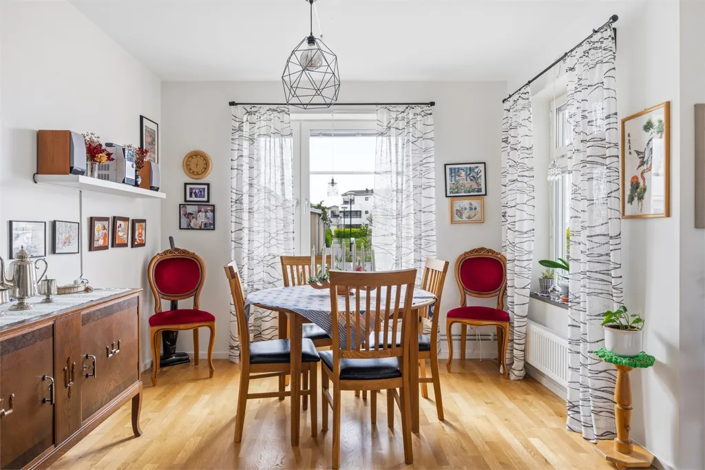 Söögituba - Modern Flat with Balcony in Trosa