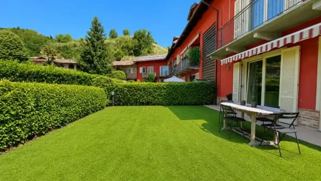 Aed - Modern Apartment with Private Garden in Vezza d'Alba